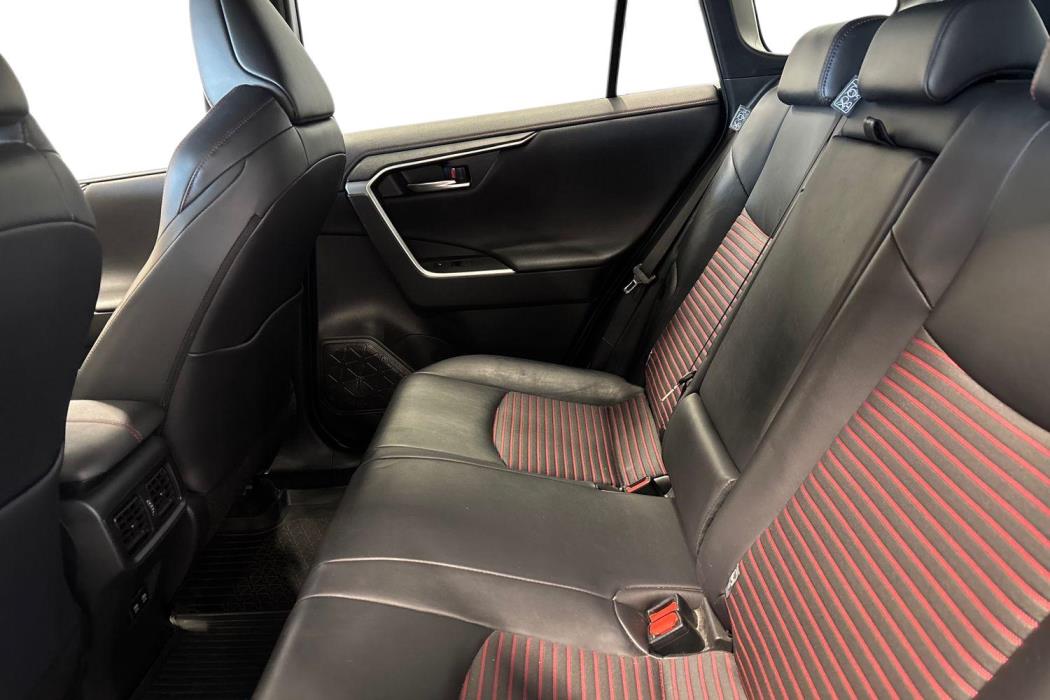 Toyota RAV4 Plug-in 2021