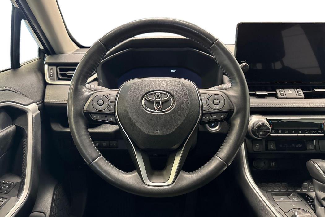TOYOTA RAV4 2024