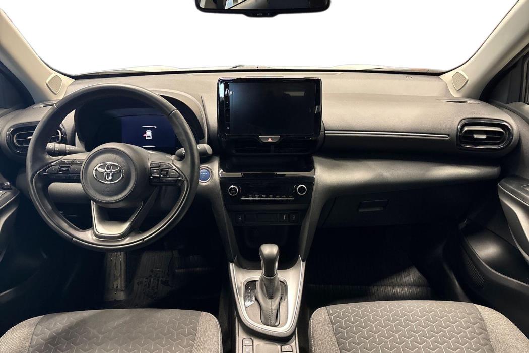 TOYOTA Yaris Cross 2024