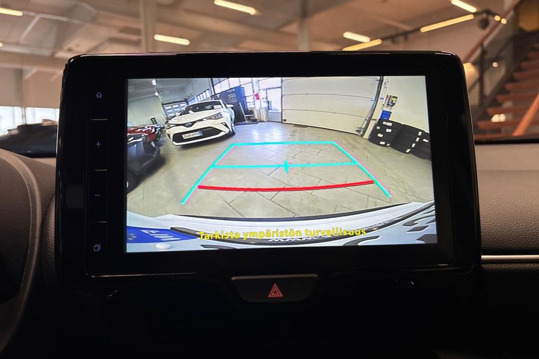 TOYOTA Yaris Cross 2024