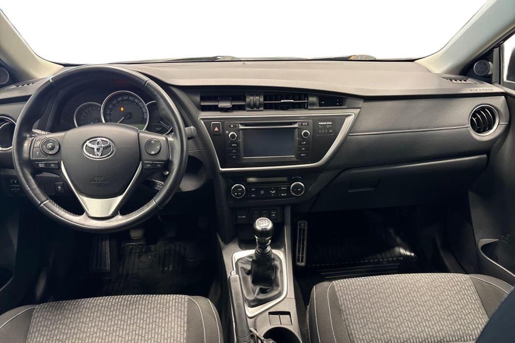 TOYOTA AURIS 2014
