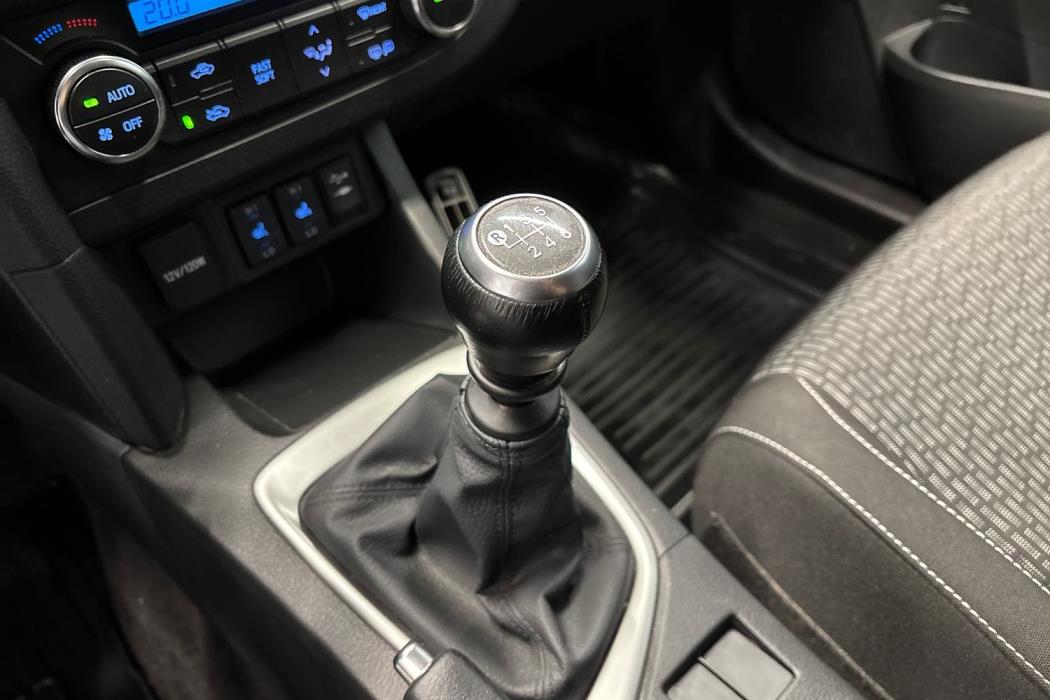 TOYOTA AURIS 2014
