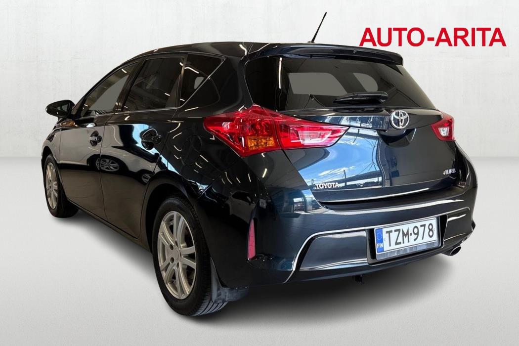 TOYOTA AURIS 2014