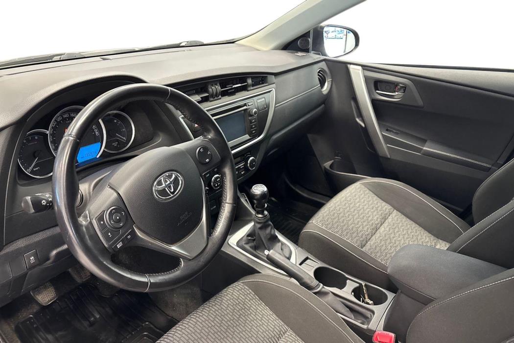 TOYOTA AURIS 2014