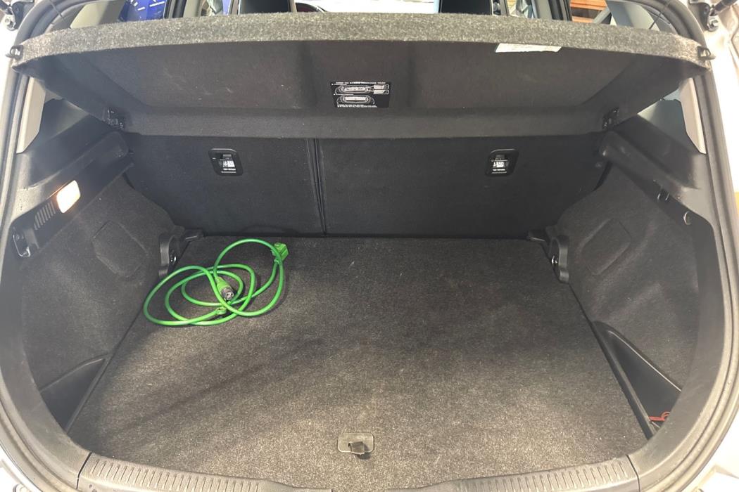 TOYOTA AURIS 2015