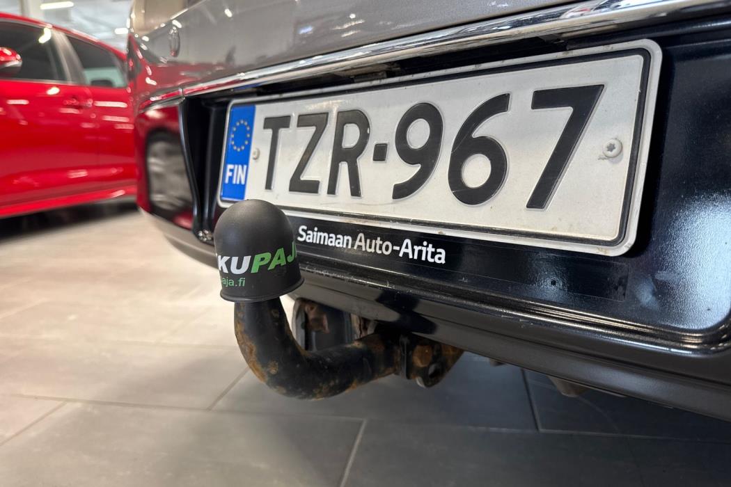 TOYOTA AURIS 2015