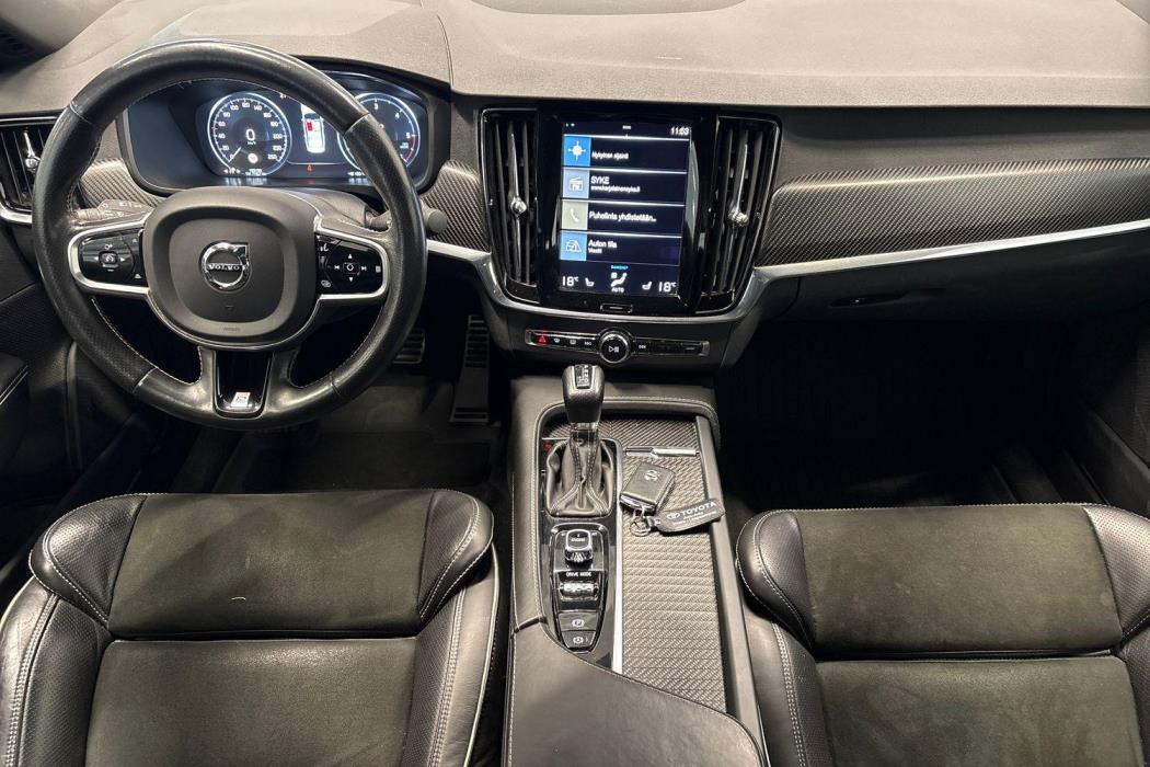 VOLVO S90 2017