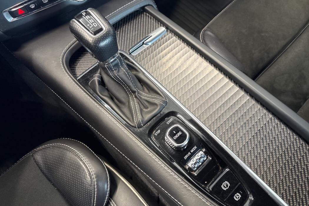 VOLVO S90 2017