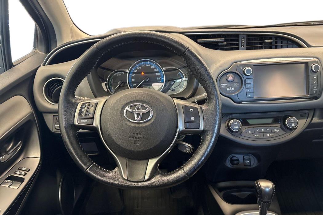TOYOTA YARIS 2014