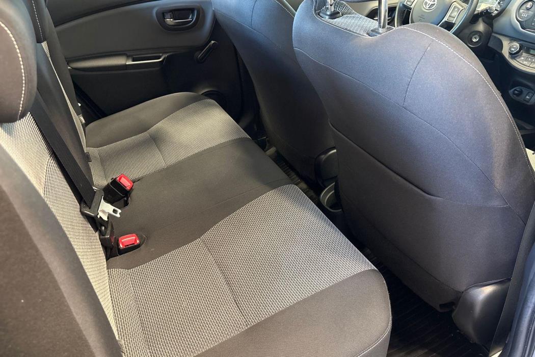 TOYOTA YARIS 2014
