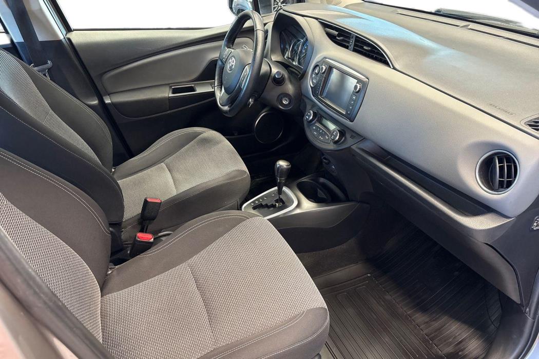 TOYOTA YARIS 2014