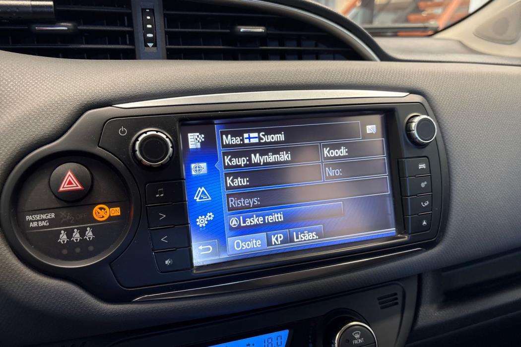 TOYOTA YARIS 2014