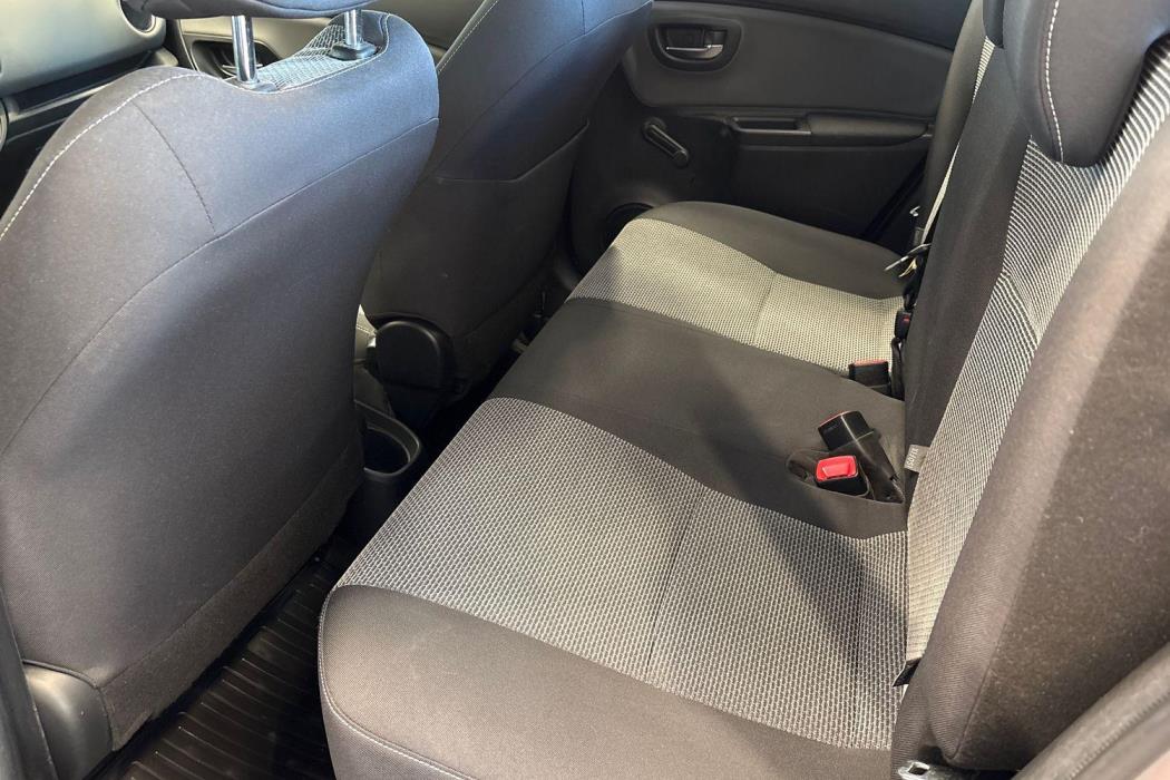 TOYOTA YARIS 2014