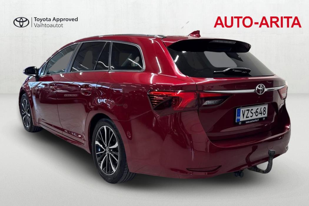 TOYOTA AVENSIS 2018