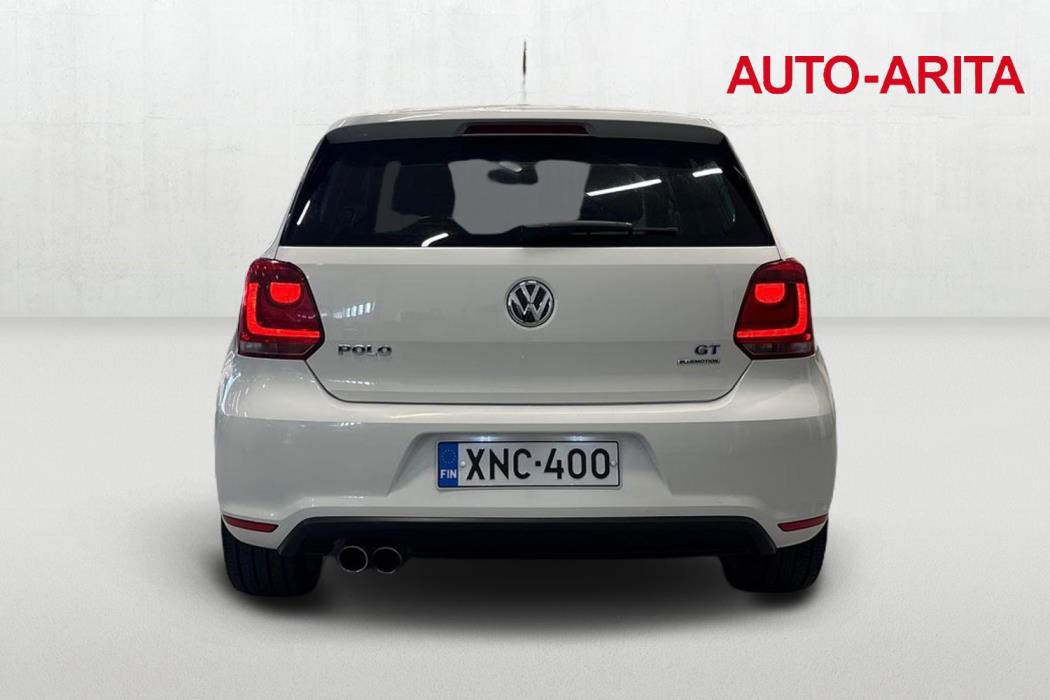 VOLKSWAGEN POLO 2013