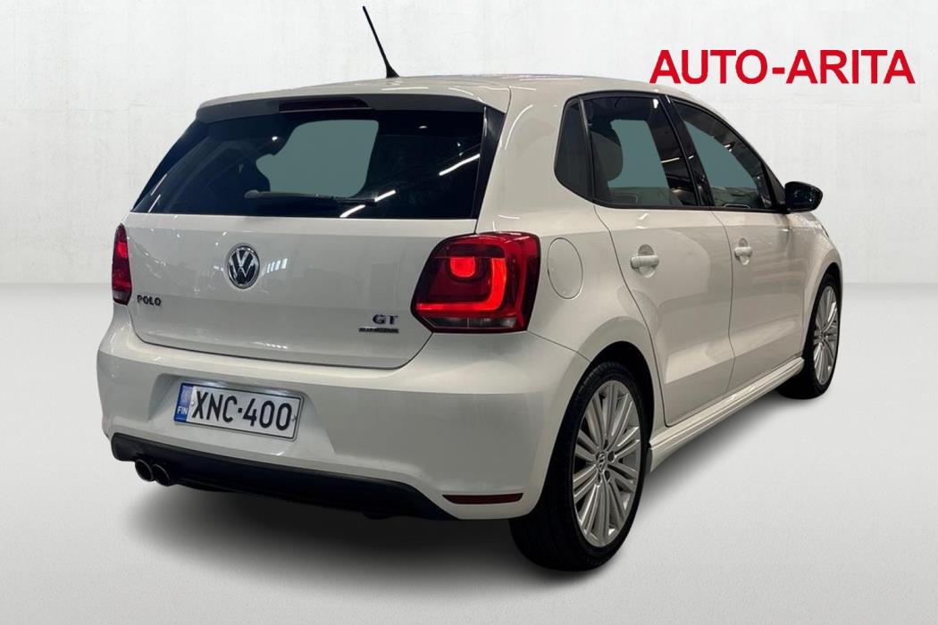 VOLKSWAGEN POLO 2013