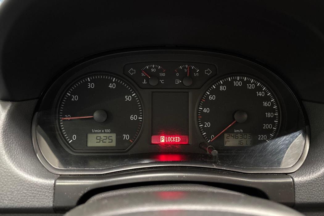 VOLKSWAGEN POLO 2009