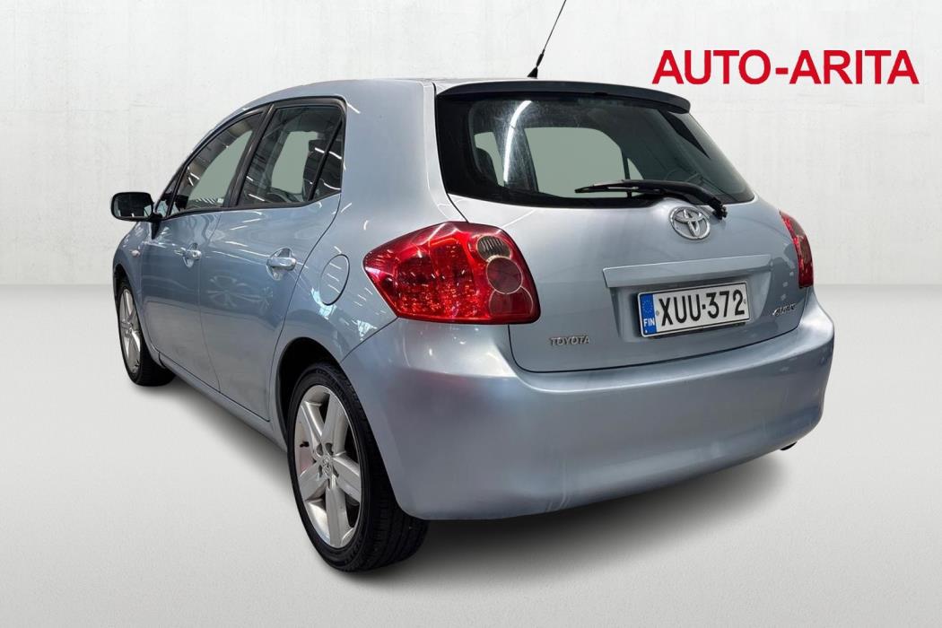 Toyota Auris 2010