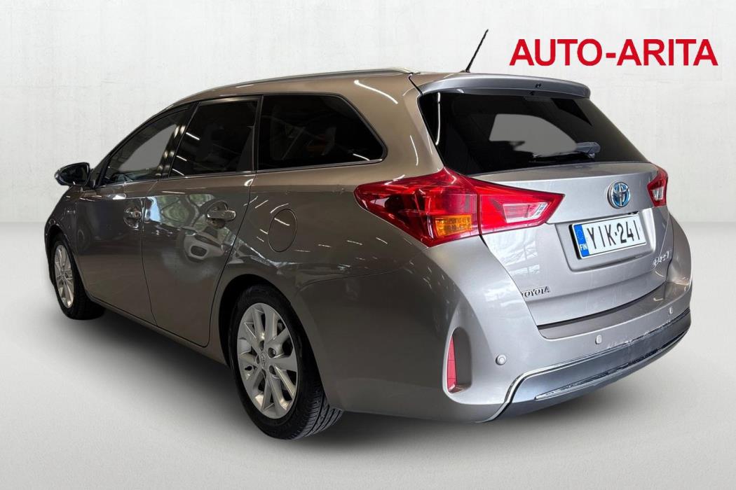 TOYOTA AURIS 2013