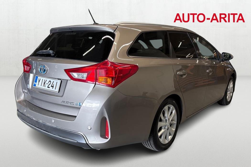 TOYOTA AURIS 2013