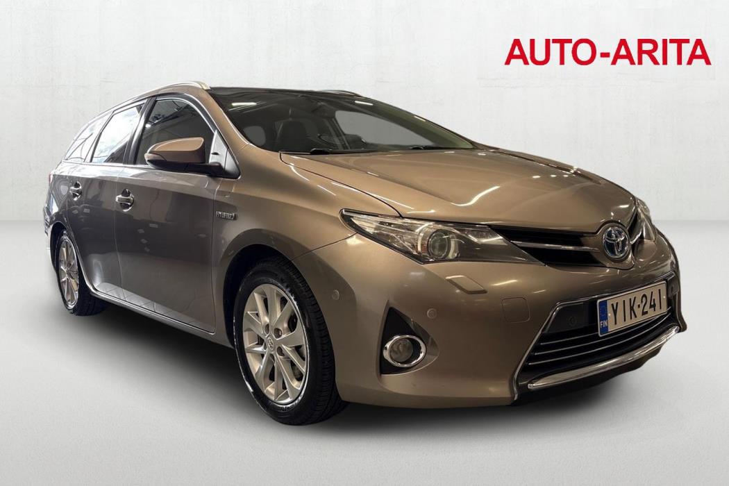 TOYOTA AURIS 2013