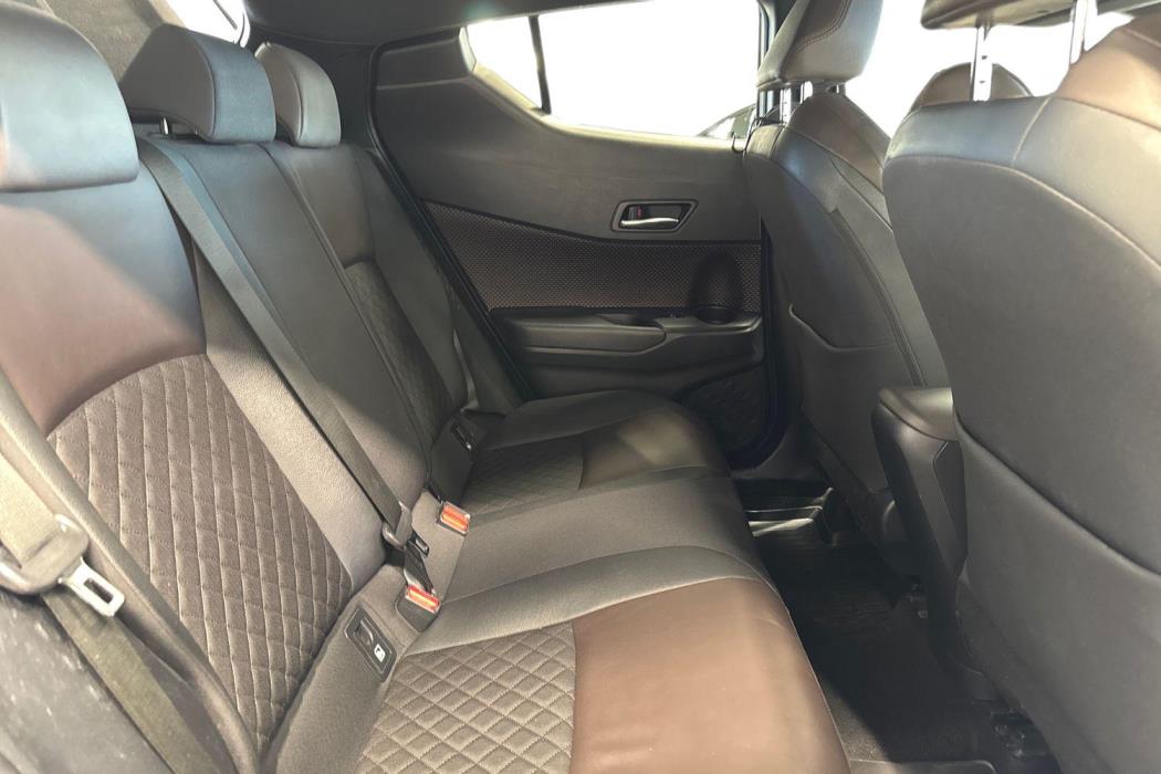 TOYOTA C-HR 2018