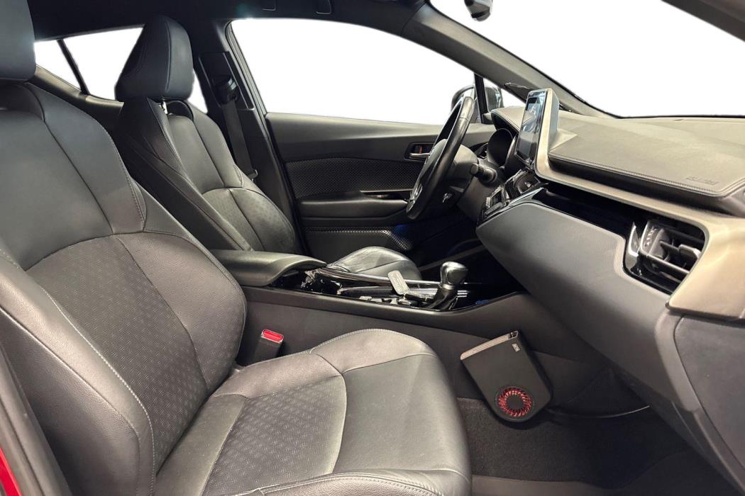 TOYOTA C-HR 2019