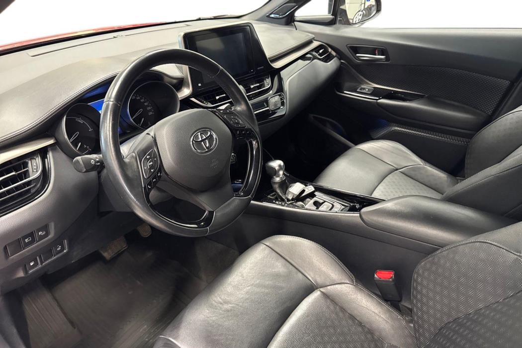 TOYOTA C-HR 2019
