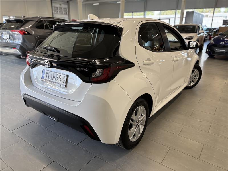 Toyota Yaris 2021