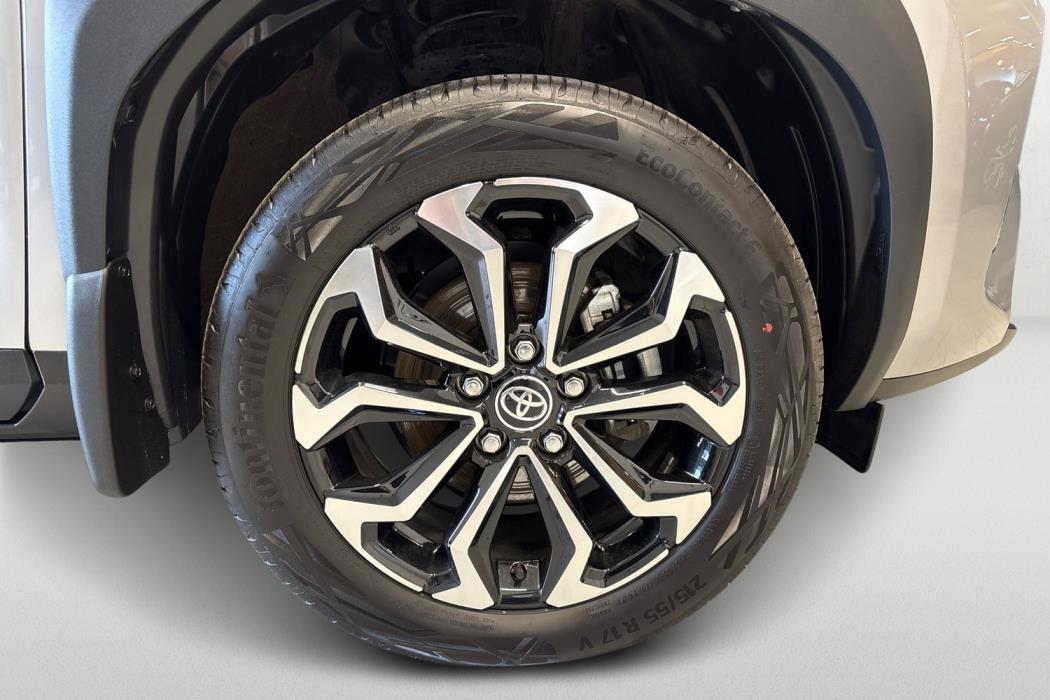 TOYOTA Yaris Cross 2025
