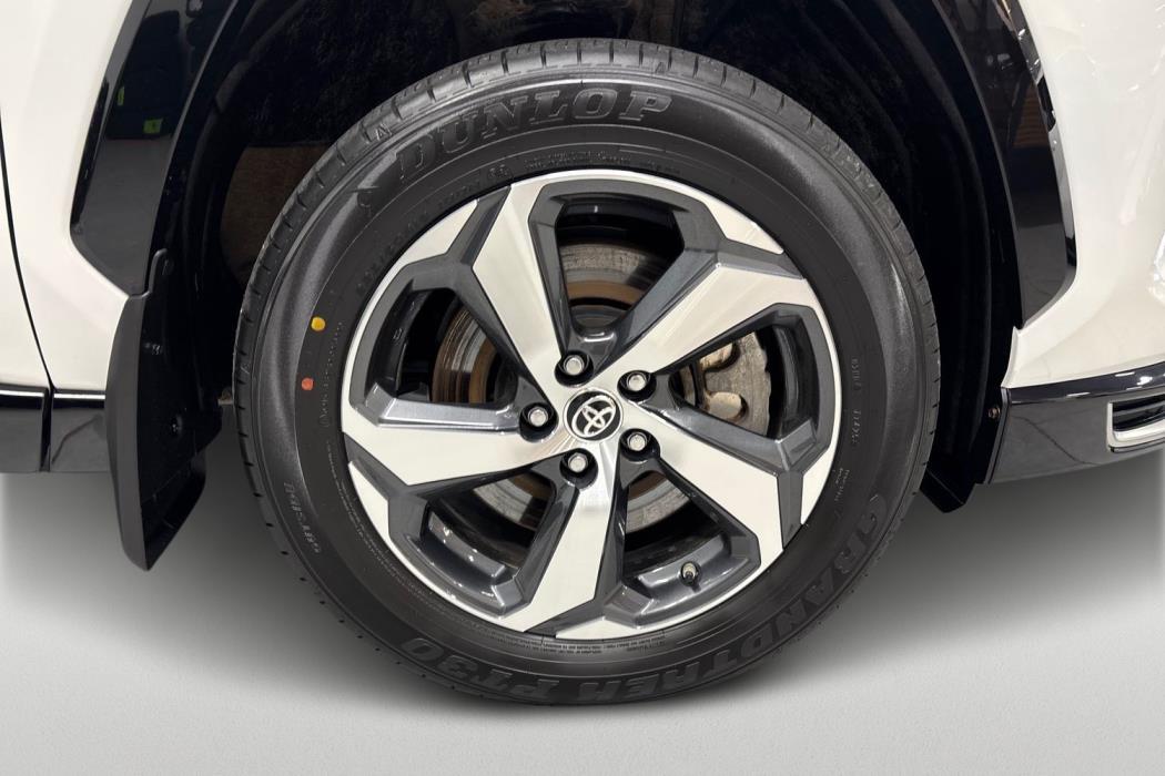 Toyota RAV4 Plug-in 2025