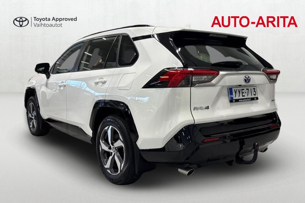 Toyota RAV4 Plug-in 2025