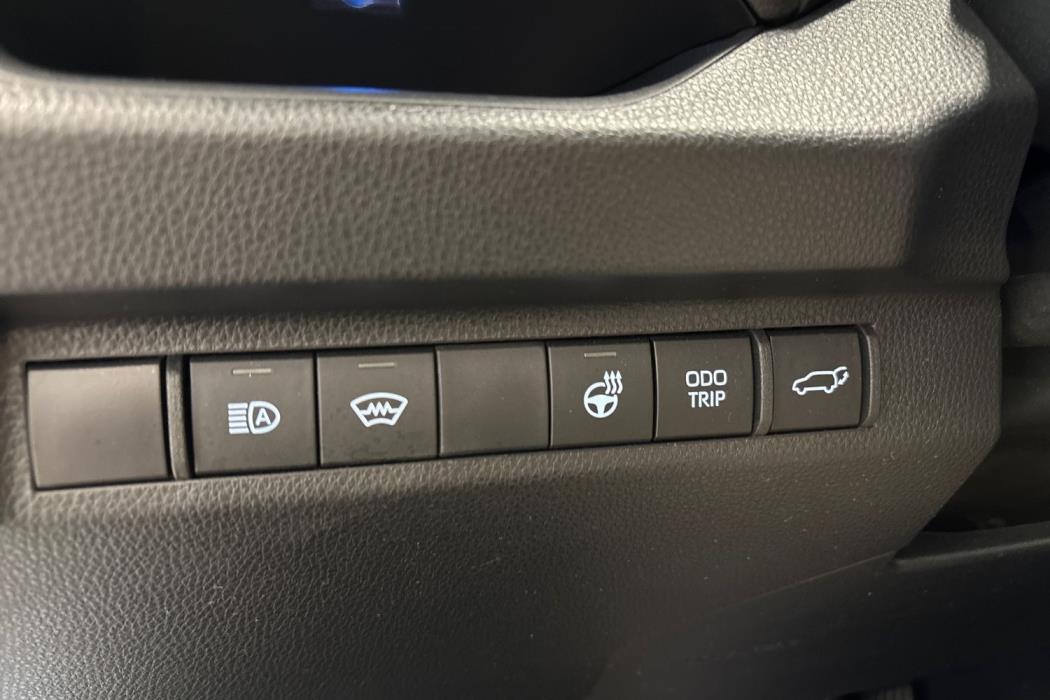 Toyota RAV4 Plug-in 2025