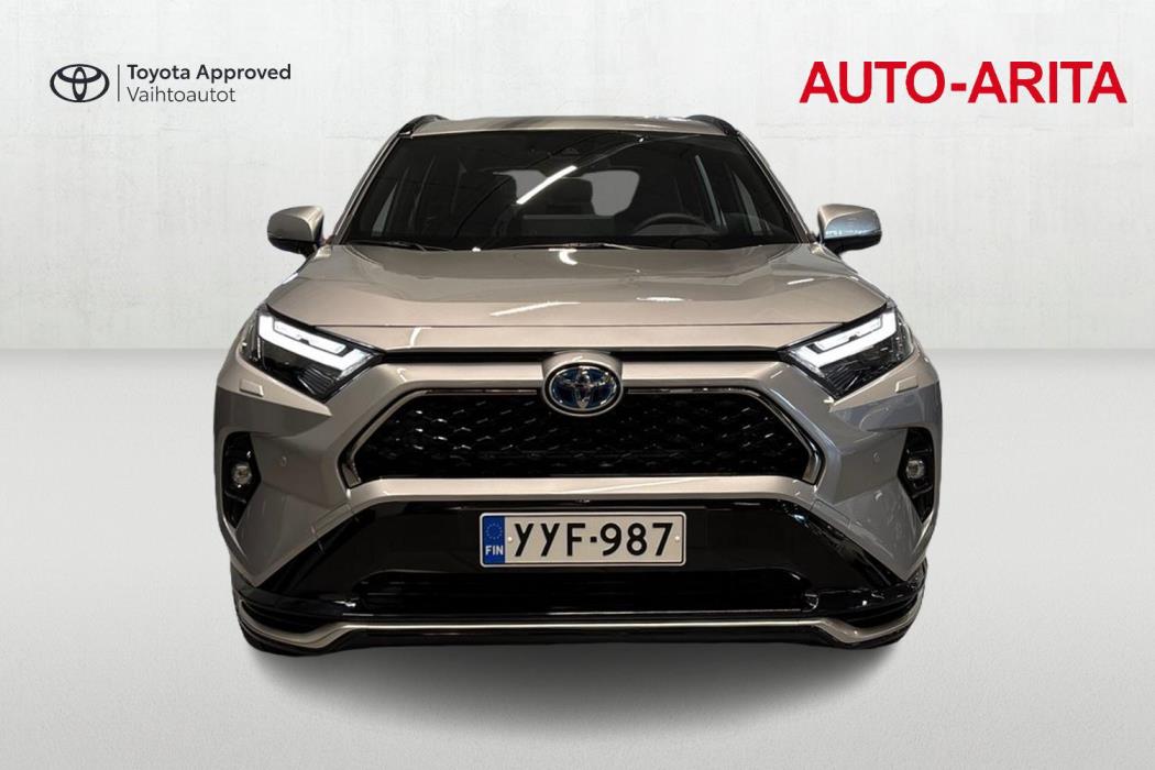 Toyota RAV4 Plug-in 2025