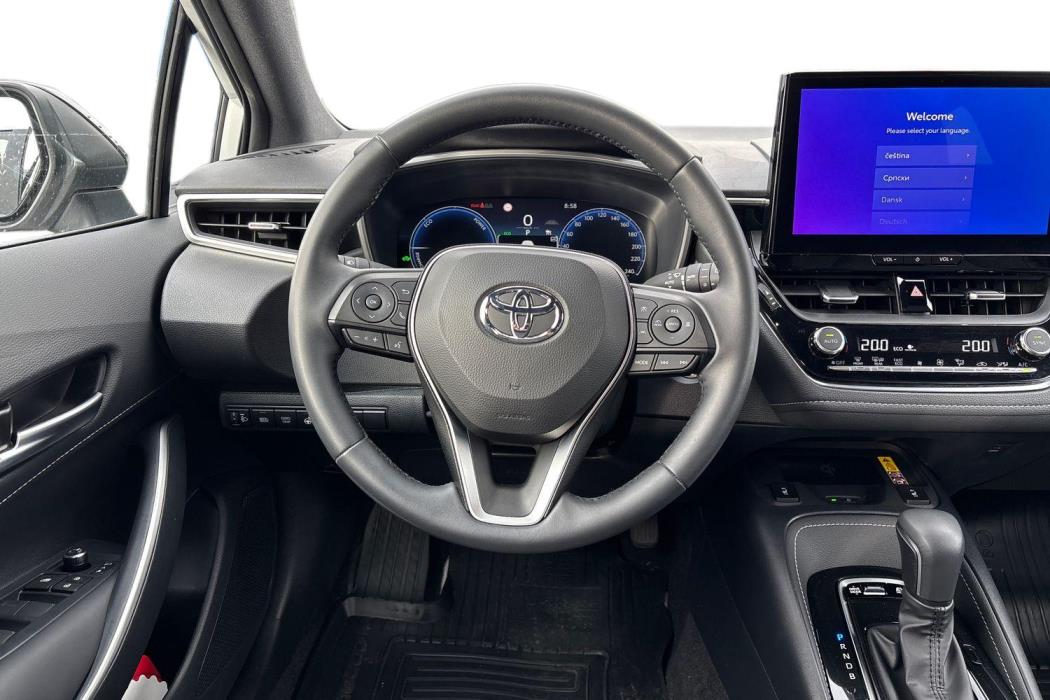 TOYOTA Corolla 2025