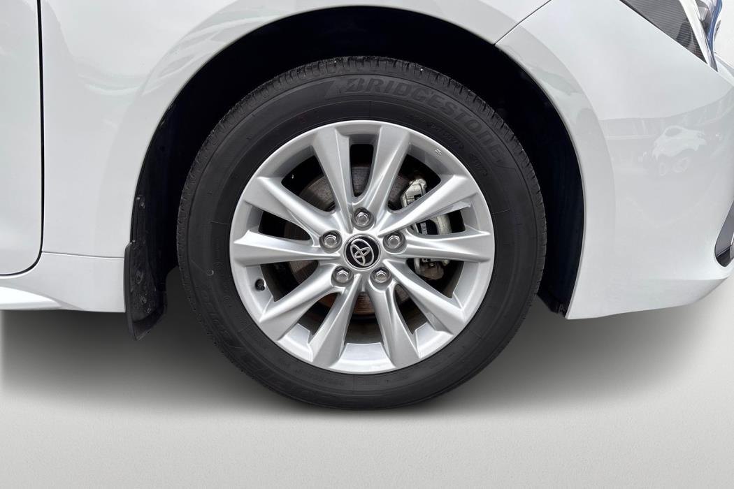 TOYOTA Corolla 2025