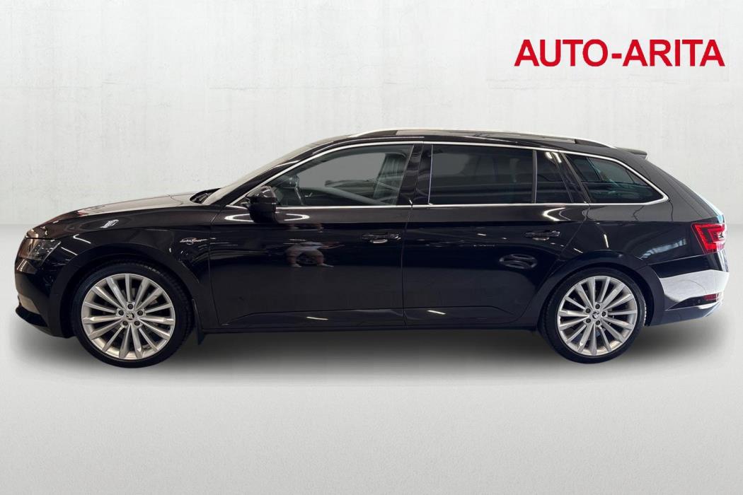SKODA Superb 2016