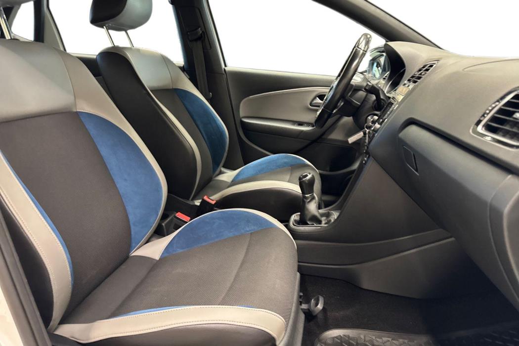 VOLKSWAGEN POLO 2017