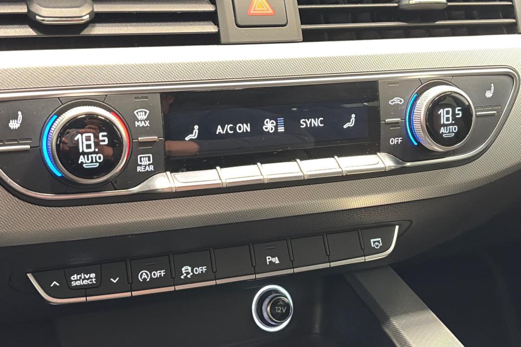 AUDI A4 2017