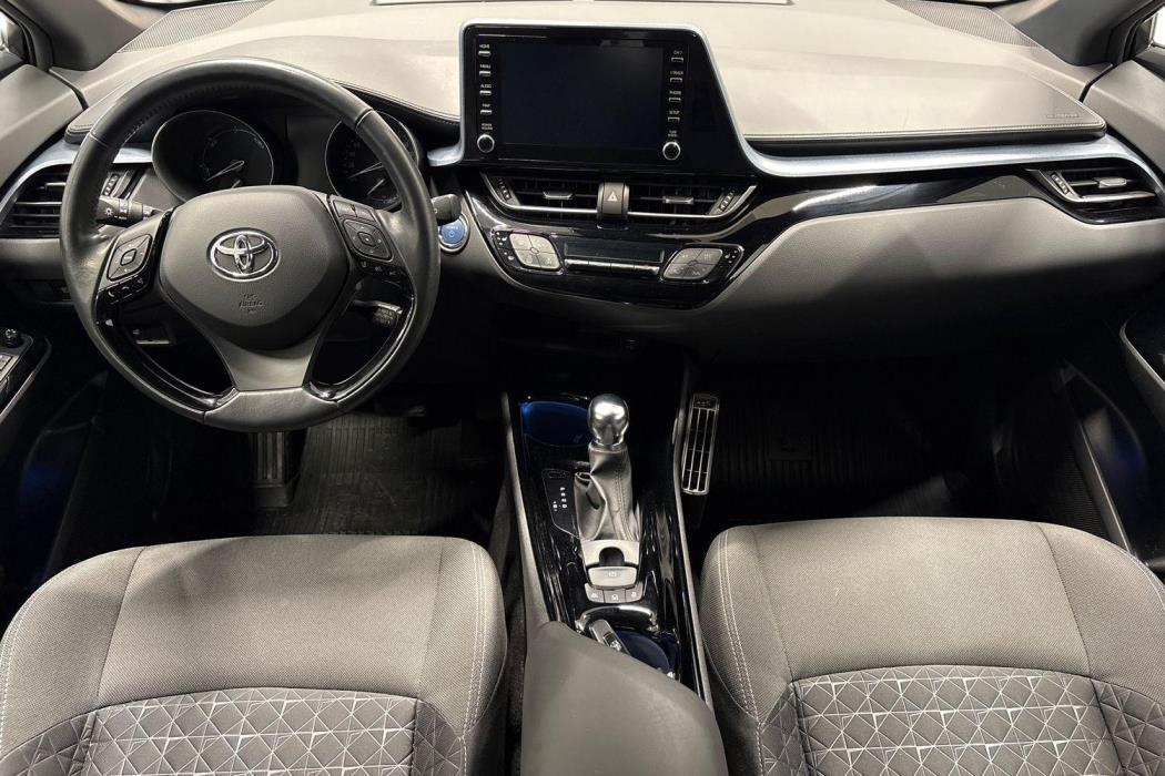 TOYOTA C-HR 2021