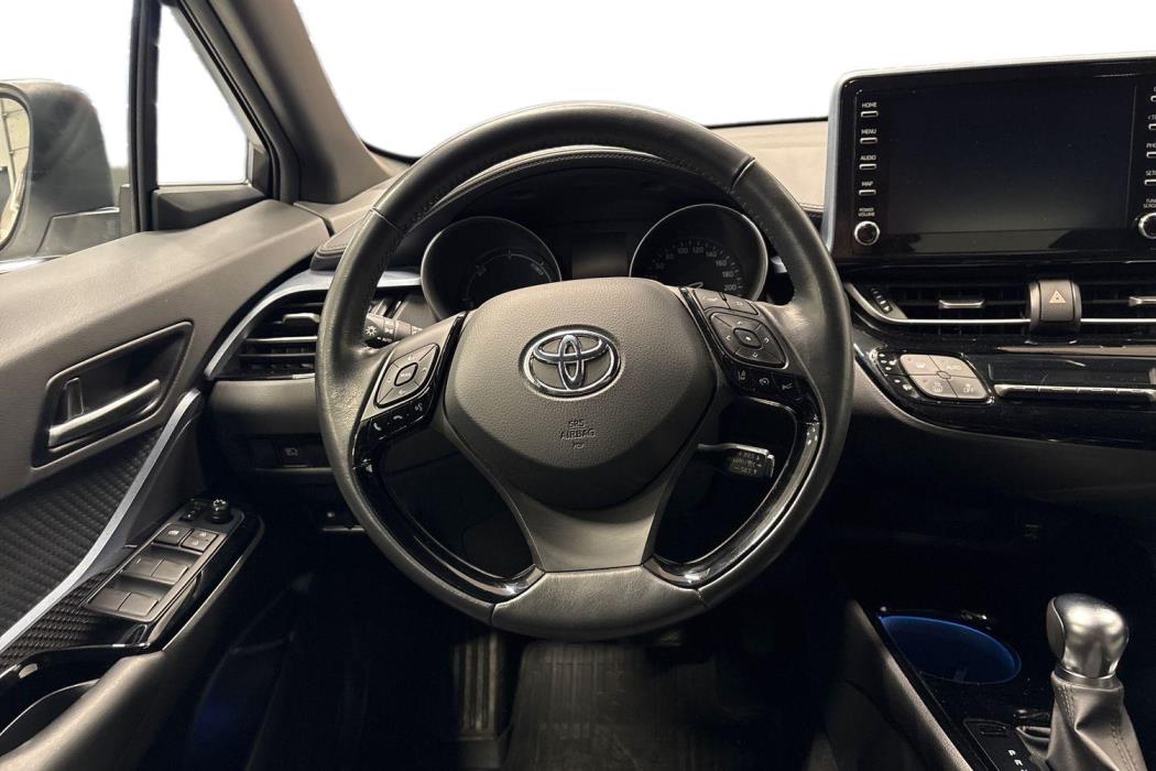 TOYOTA C-HR 2021
