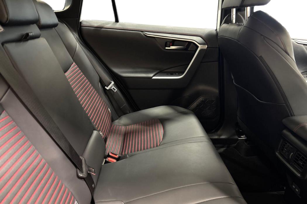 TOYOTA RAV4 Plug-in 2024