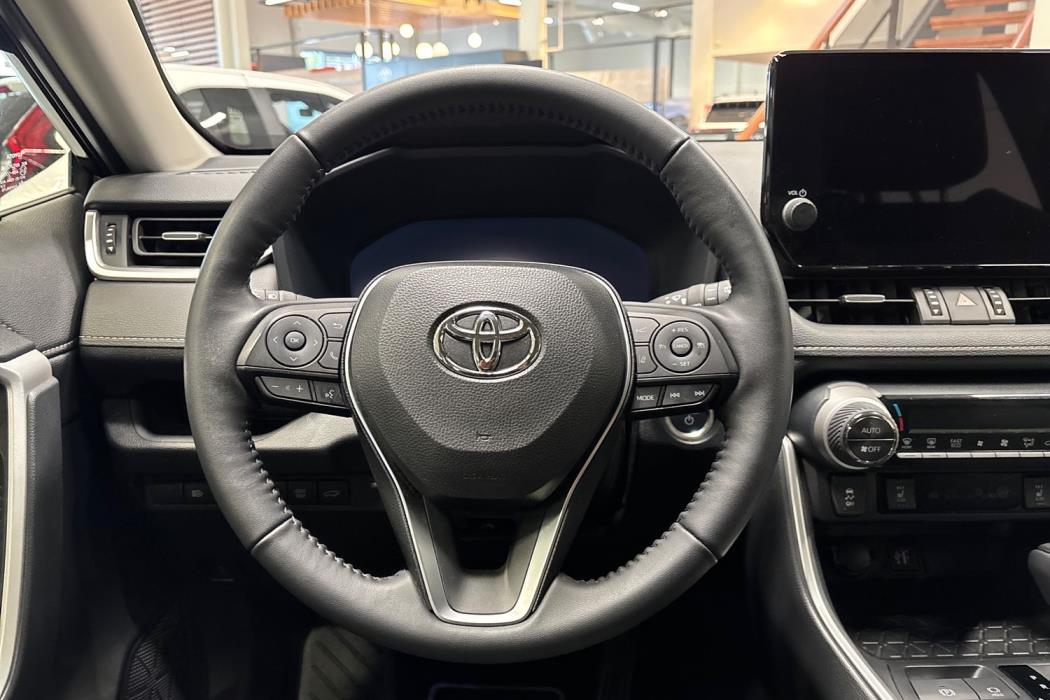Toyota RAV4 2025