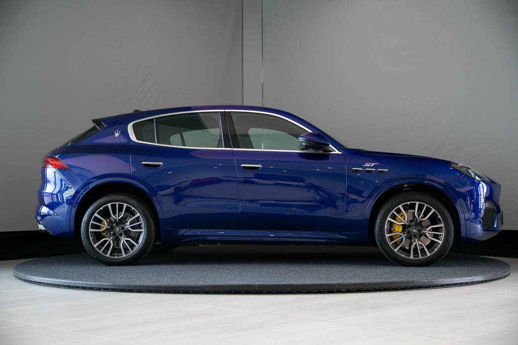 MASERATI GRECALE 2023