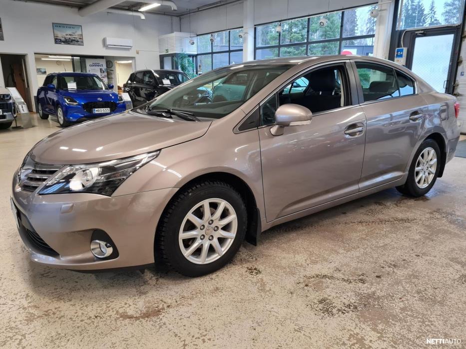 Toyota Avensis 2014