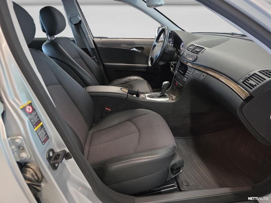 Mercedes-Benz E 2006