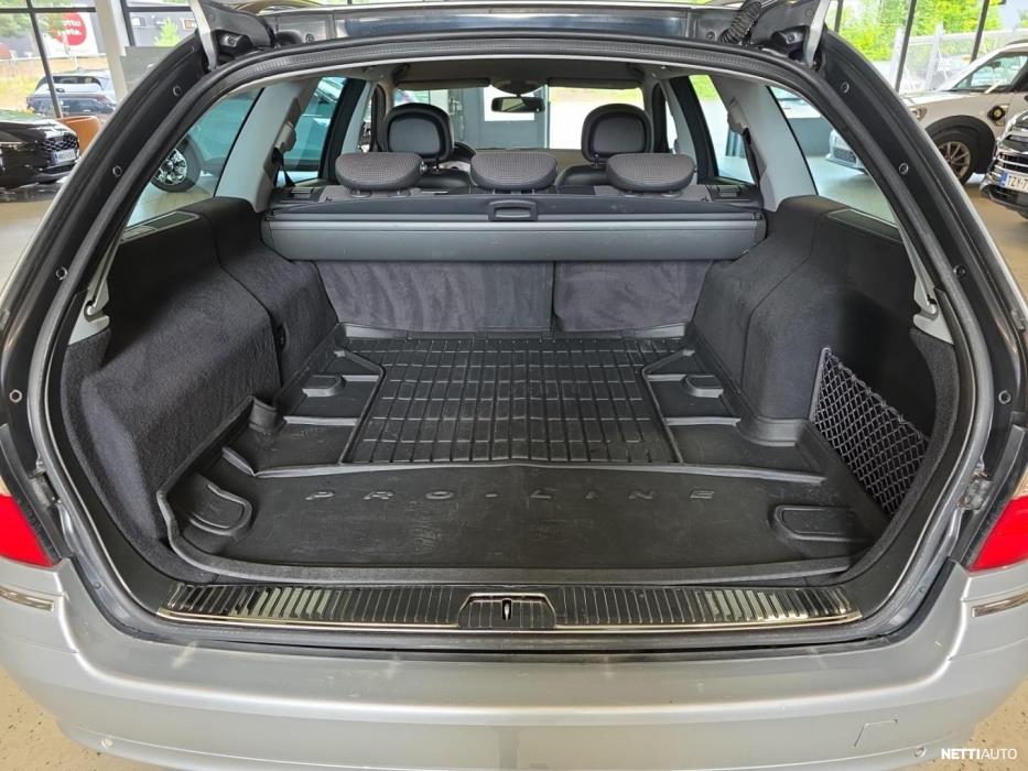 Mercedes-Benz E 2006