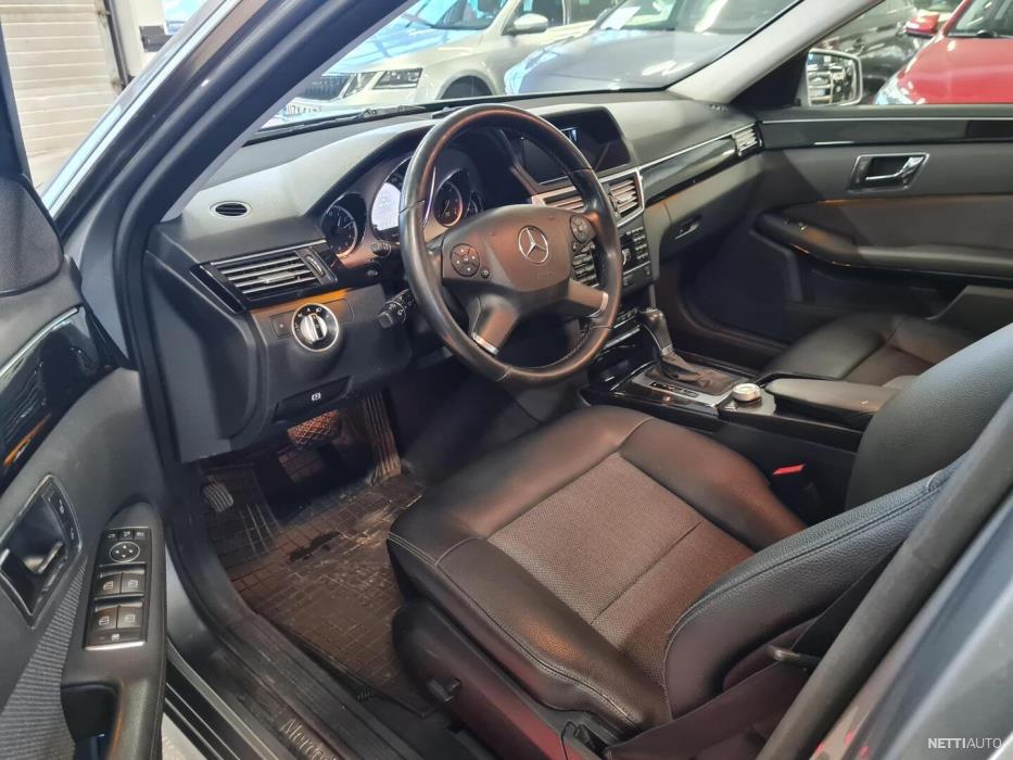 Mercedes-Benz E 2011