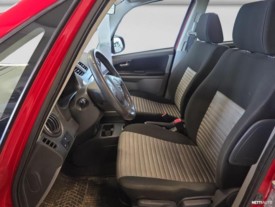 Suzuki SX4 2012