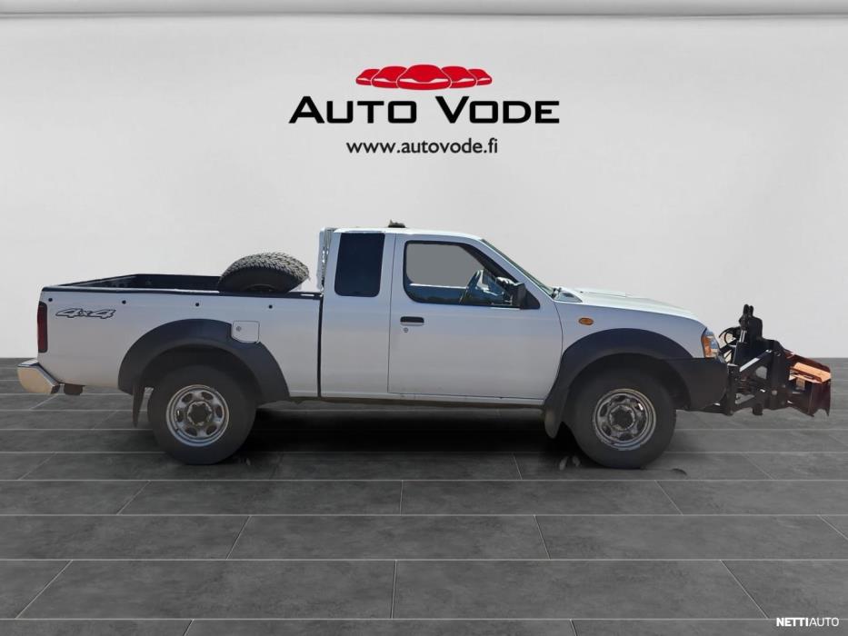 Nissan King Cab 2004